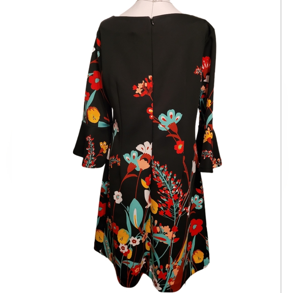 ❤️Price Drop - New York & Co Floral Bell-Sleeve Printed Flare Dress Sz L EUC - Picture 4 of 6